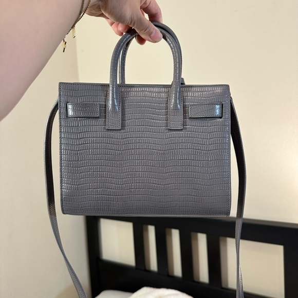 YSL Saint Laurent Lizard Embossed Calfskin Nano Sac De Jour in Fog Gray, NWOT - Picture 2 of 12